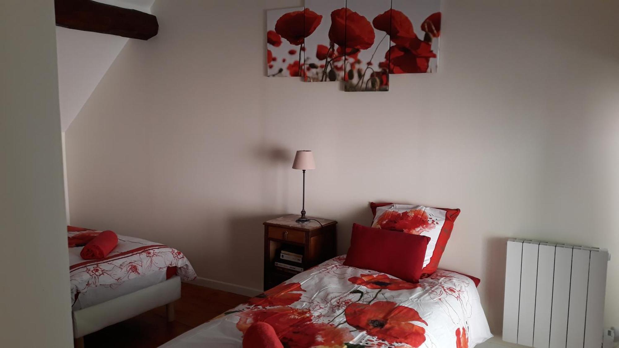 La Maison Rose: Lieu Atypique Hotel Nemours Bagian luar foto